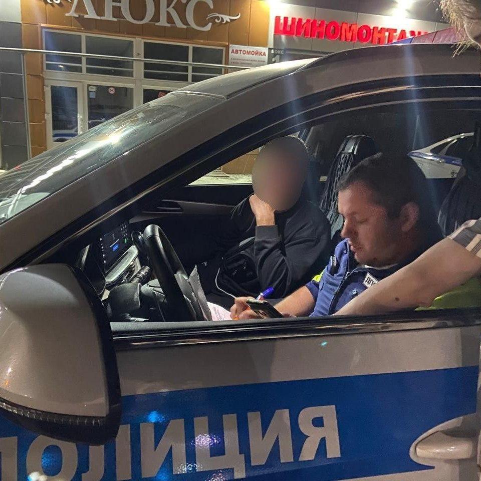 Минувшей ночью в Белоярском районе автоинспекторы отстранили от управления...
