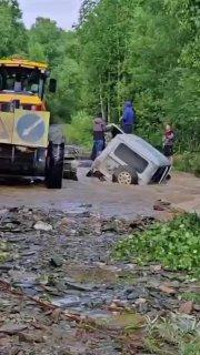 В поселке Суета Кемеровской области из-за повышения уровня воды затопило...