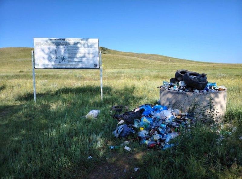 Ивановские озера и Уйтаг туристы превратили в свалку. Мешками мусор вывозили...