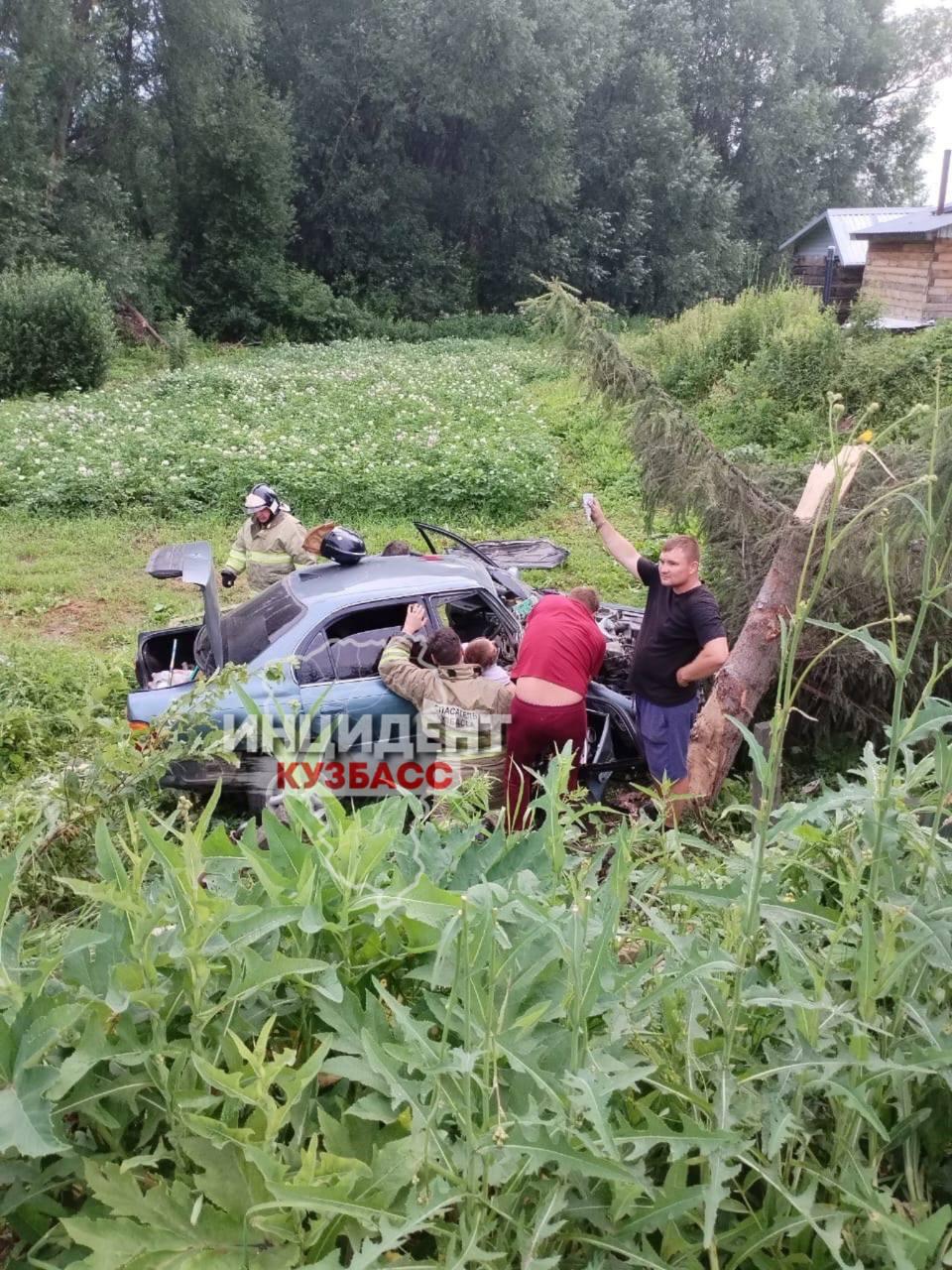 Жесткое ДТП произошло вчера в Плотниково. Читатель сообщает, что водитель...