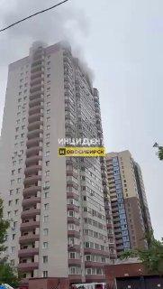 В Новосибирске голый мужчина выпал из горящей квартиры на 24-м этаже