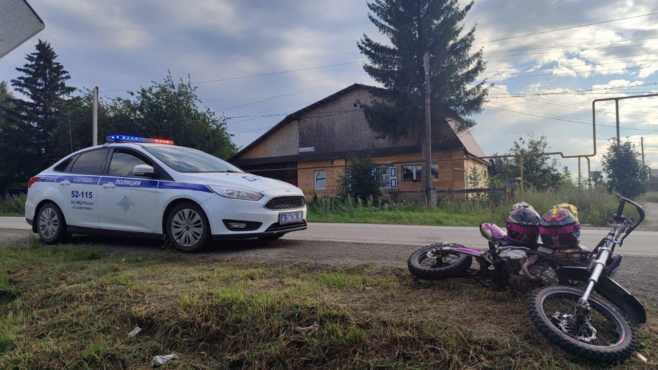 Два подростка пострадали в ДТП в посёлке Бобровский Авария произошла вчера...