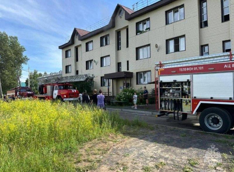 3 человека спасли на пожаре в Усть-Илимске