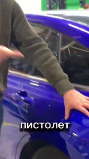 Анекдот дня: владельцы Toyota подали иск против компании и властей, потому что им НЕГДЕ заправлять свои тачки.
