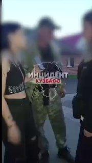 В селе Колмогорово трое человек задержаны по делу об избиении 17-летней девушки.