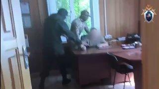 В Шушенском муниципальном округе директор лесничества подозревается во...