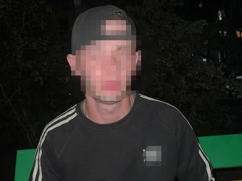 Наркополицейские Абакана изъяли у горожанина более 100 граммов гашишного масла