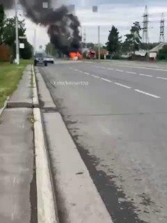 В Кемерове автомобиль загорелся после ДТП. Авария произошла в Рудничном...