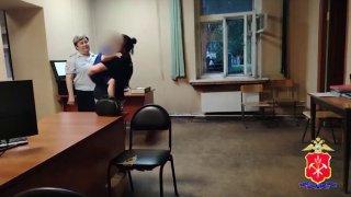Пропавшего трёхлетнего сына вернули новокузнечанке полицейские Работала в...