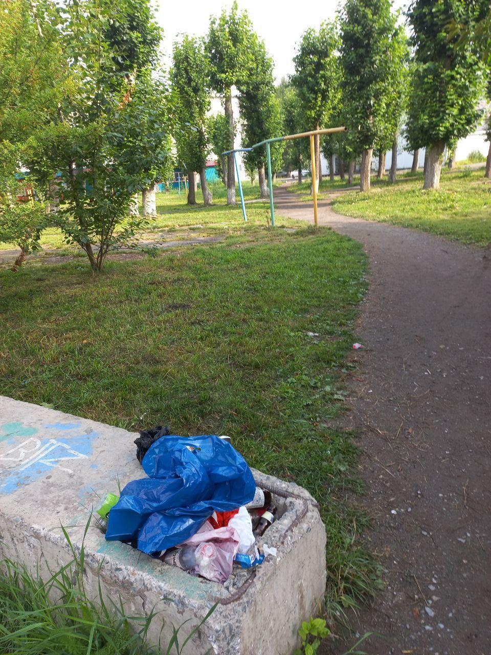 Накануне в Ачинске отпраздновали День металлурга. На площади около ГорДК...