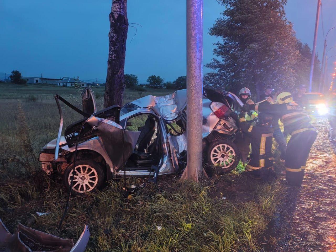 В Усть-Абаканском районе в ДТП погибли два человека и 4 пострадали