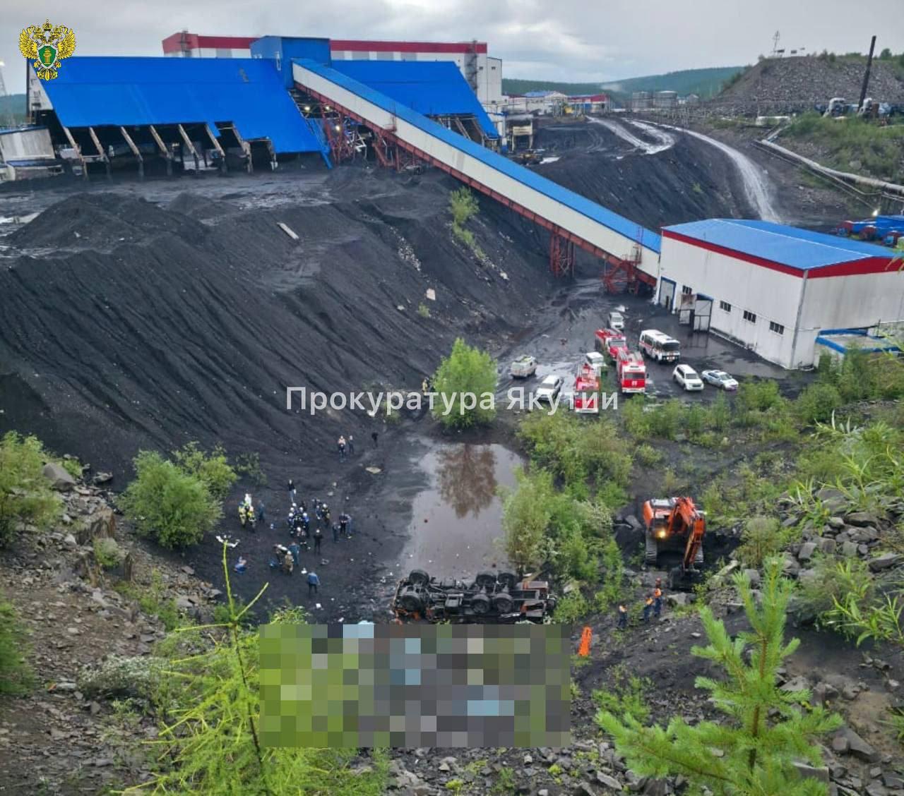 14 человек погибли и 7 пострадали в ДТП в Якутии — вахтовый автобус рухнул с высоты 25 метров.