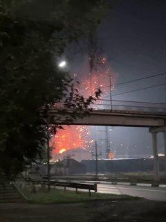 ВСУ атаковали дронами Ростовскую область — загорелся вокзал в Новочеркасске.