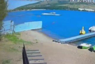 В Башкирии гидроцикл влетел в катер на озере, нарушитель погиб на месте....