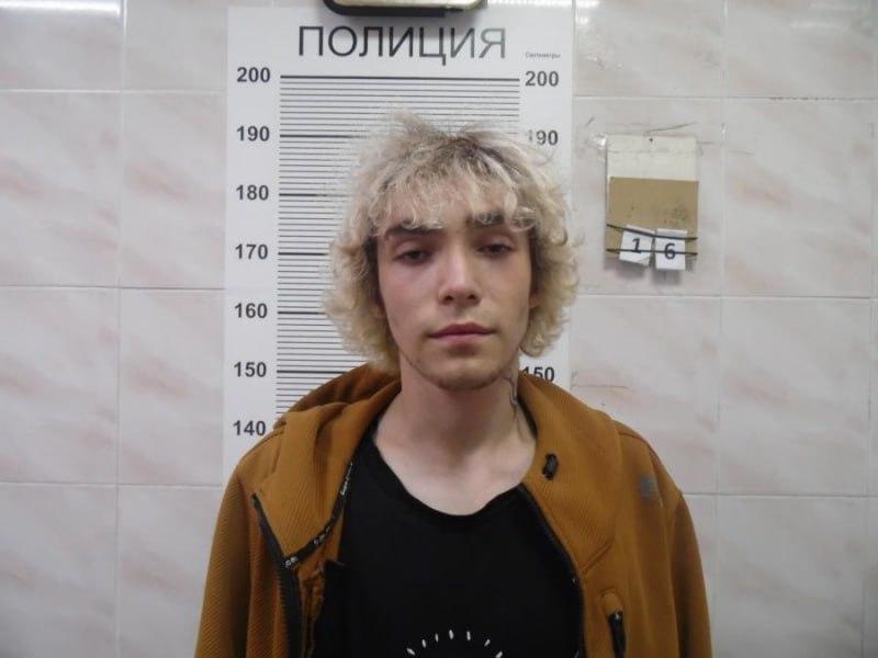 В Екатеринбурге задержали молодого человека, подозреваемого в хищении у пенсионерки 1 млн рублей