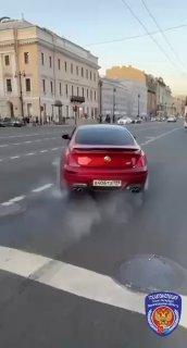 «Дрифт» петербуржца закончился изъятием автомобиля.