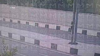 19-летний водитель мопеда Yamaha и его пассажир жёстко влетели в столб перед...