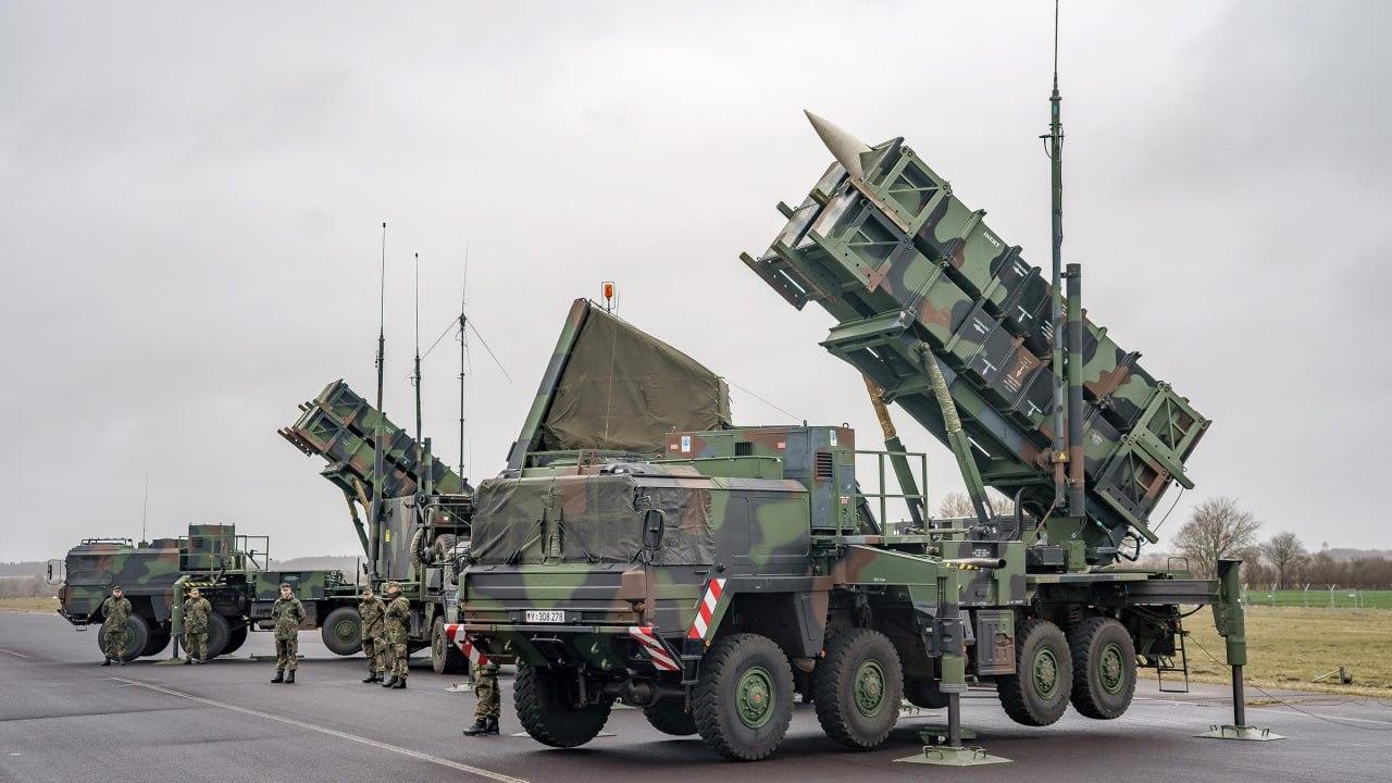 Украина не получит обещанные Трампом ЗРК Patriot до весны 2026 года Как пишут...