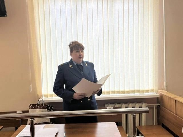 За избиение матери житель Погара отправлен в колонию