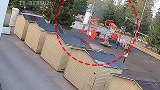 Пятерых школьников задержали за поджог детской площадки в поселке Рахье....