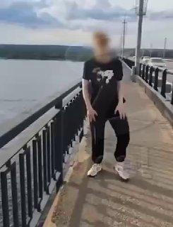 Школьник сиганул с моста в Перми ради TikTok и едва не погиб