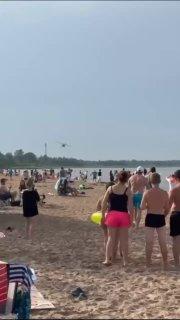 В Санкт-Петербурге задержали пилотов частного самолета, пролетевшего над...