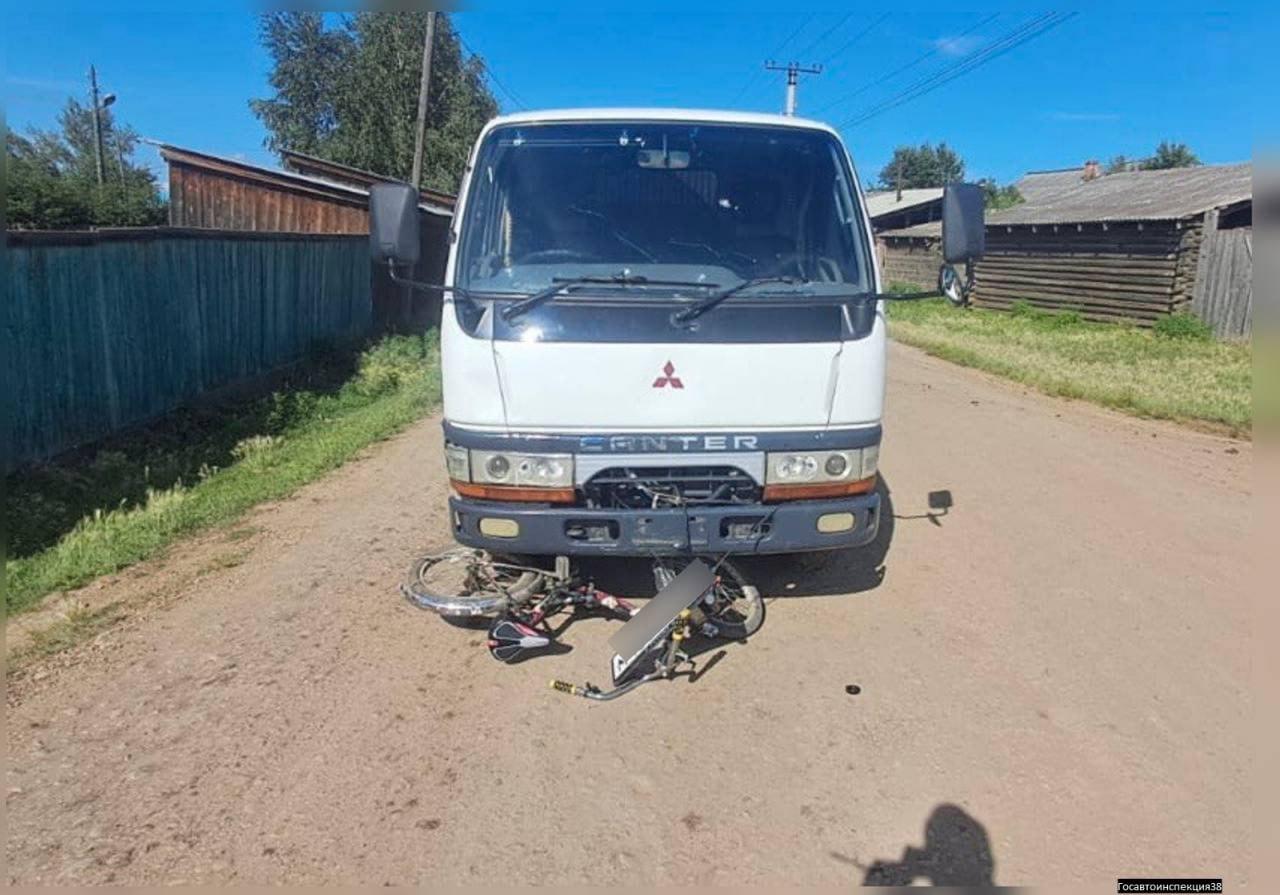 Грузовик сбил 7-летнего ребенка в Усть-Ордынском
