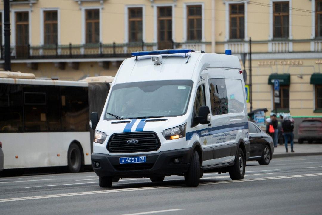 Сотрудницу МФЦ задержали в Петербурге