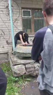 Жильцы общежития на Бахчиванджи жалуются на неадекватную соседку, которая оставляет без присмотра 2х-летнего сына