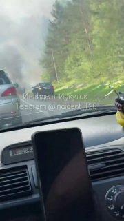 Машина горит на выезде из Хомутово