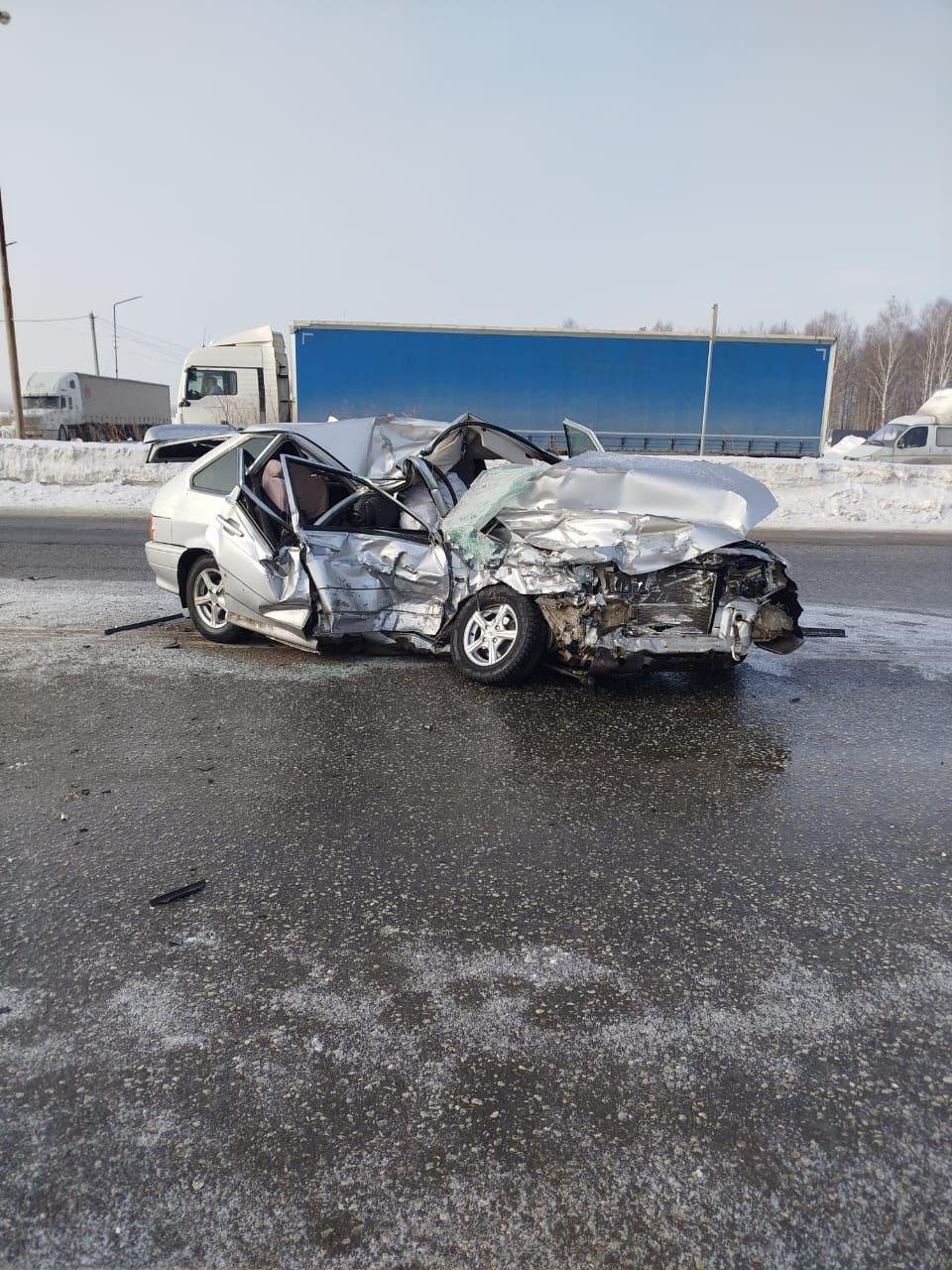 Уральские медики поставили на ноги 19-летнюю девушку после страшной аварии