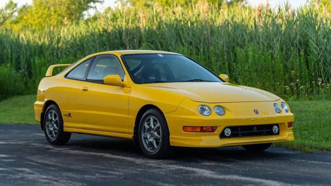 Легендарная Acura Integra Type R 2001 года ушла с молотка за 204 ТЫСЯЧИ долларов.