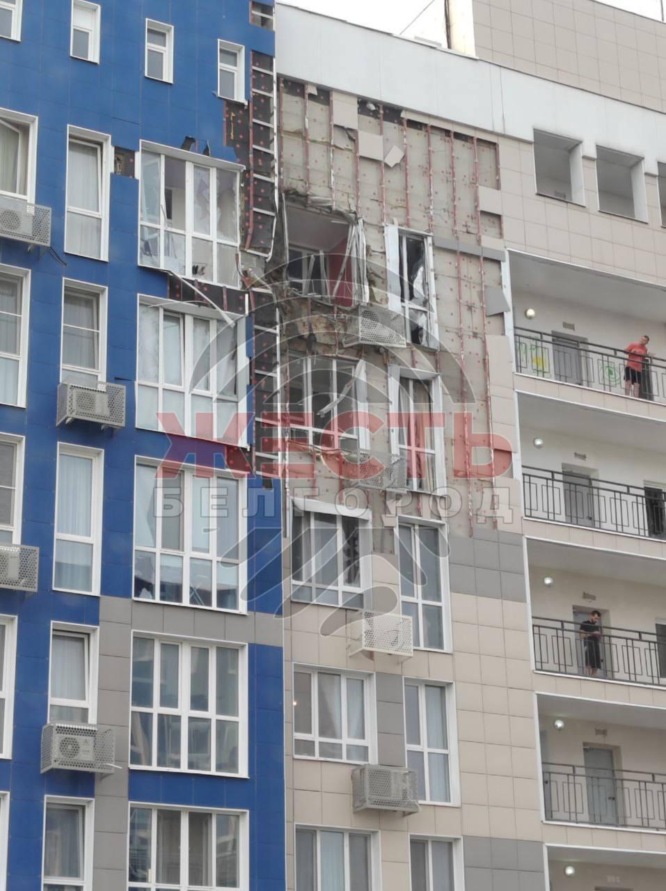 Белгород вновь под ударом: беспилотник повредил жилой дом