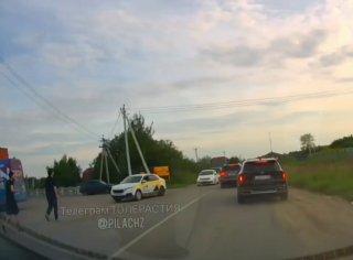В Московской области абу-бандиты подрезали на дороге местного жителя, создали...