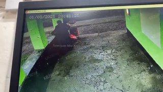 В Киселёвске мужчина с ножом напал на пару