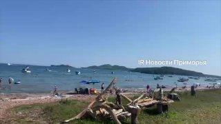 🛥️Количество катеров в бухте Пограничной на острове Попова удивляет отдыхающих