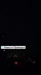 ⚡️Гром и молния во Владивостоке в эти минуты.
