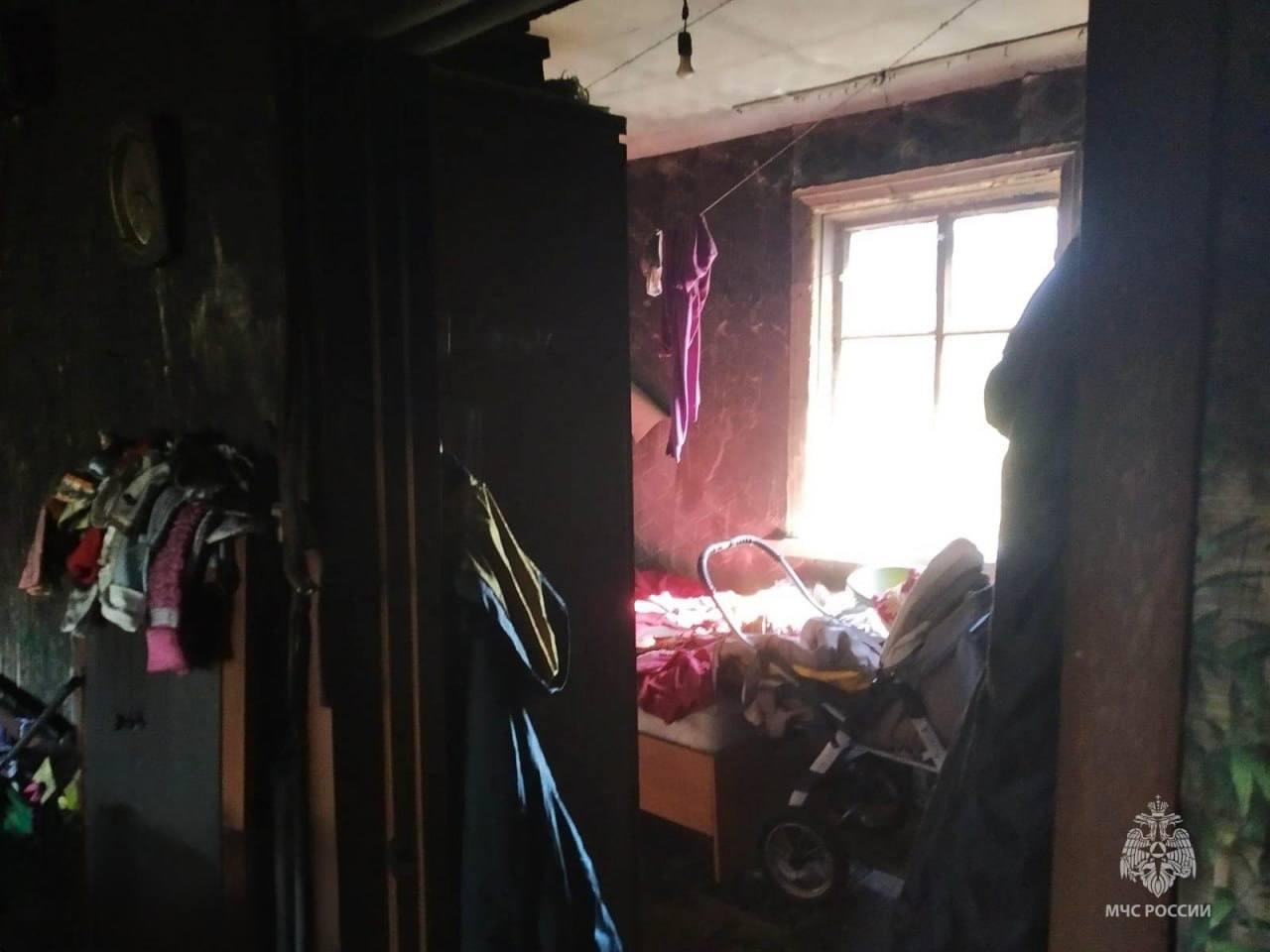 Мужчина из Красноярского края вытащил грудничка из горящего дома. В селе...