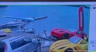 ❗️Момент наезда гидроцикла на двух девочек опубликовали в сети