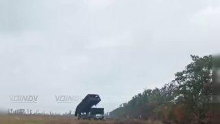 ТОС 35 армии выжигает позиции ВСУ в Червоном Запорожской области 🇷🇺 Источник:...