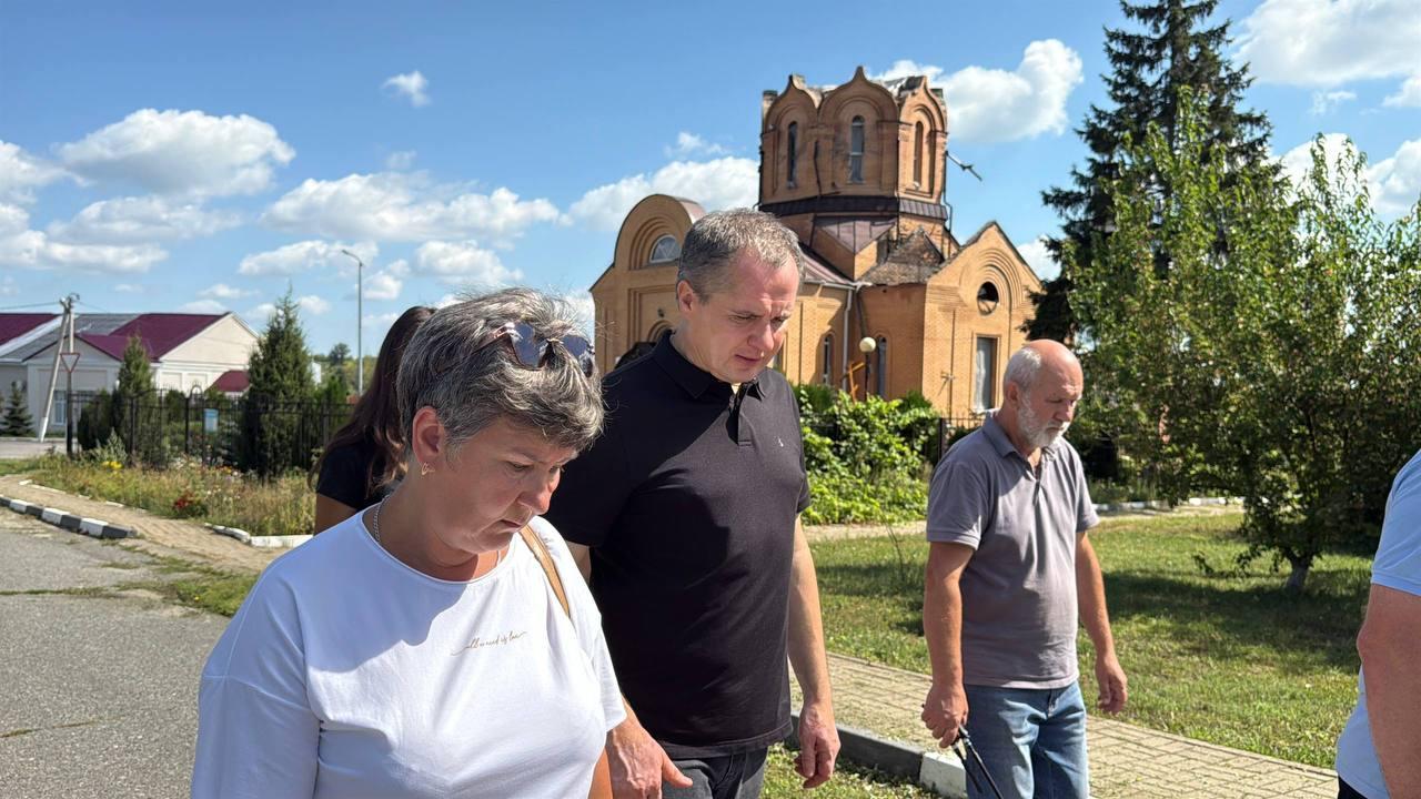 В Борисовском районе соцобъекты защищают антидроновыми сетками