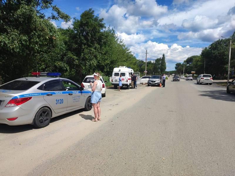❗️Несовершеннолетнюю девочку, которая перебегала в неположенном месте сбили в Находке.