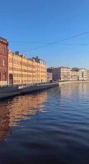 Мужчина выбрал набережную в Петербурге в качестве места для сна. Будем...