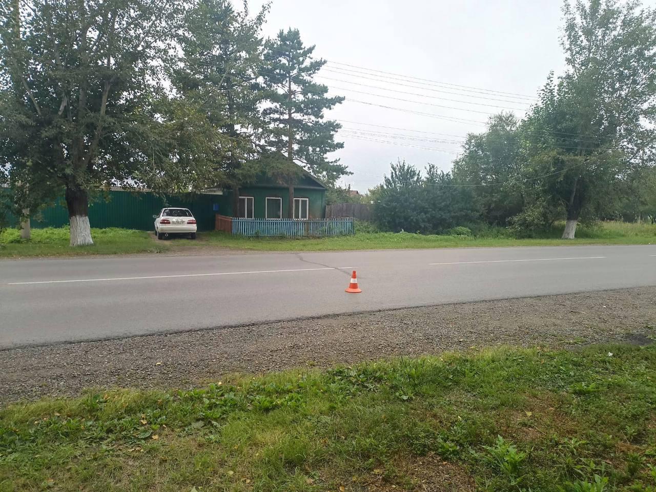 В Усть-Абакане с мопеда упал пассажир 7 августа ночью в районе дома №44 по...