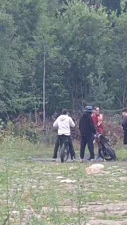 В Байкальске подросток избил 70-летнего мужчину за просьбу не гонять по стадиону