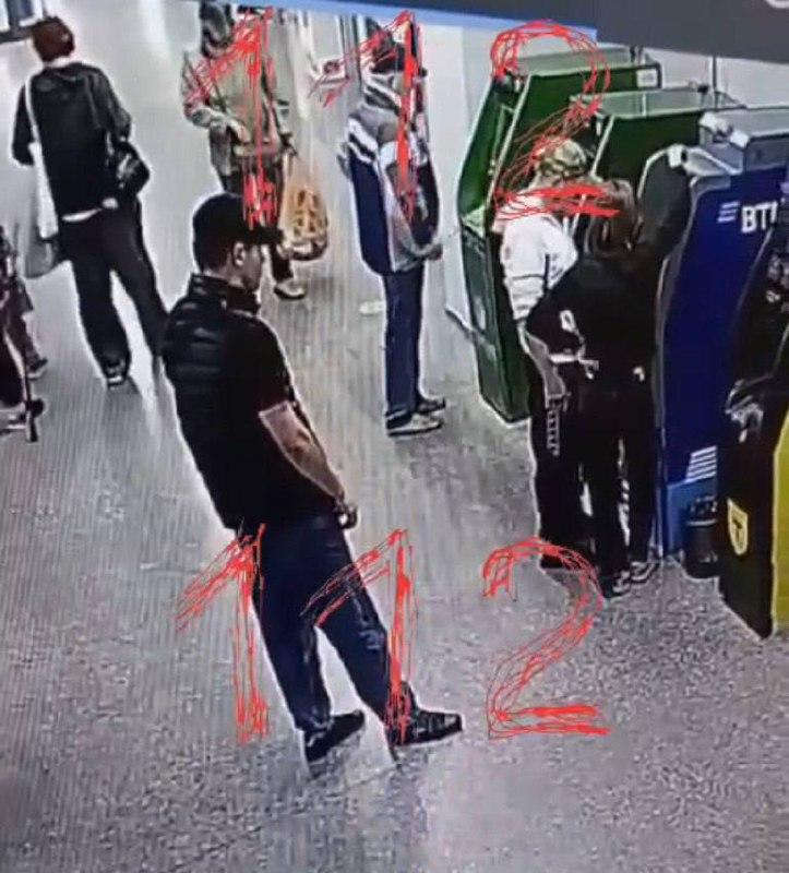 Сумку с почти 2 млн рублей украли у новосибирского подростка Накануне в...