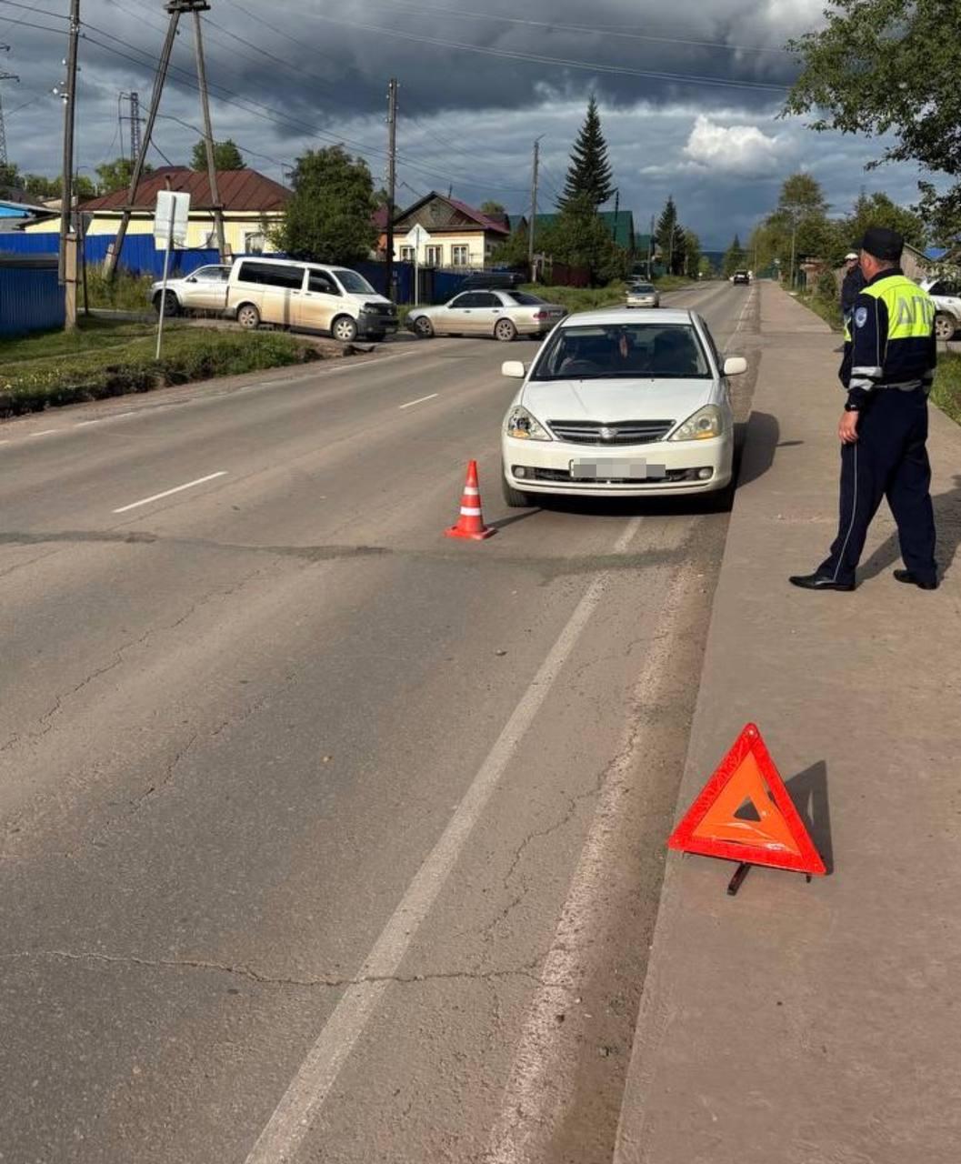 Двое детей попали под колеса авто в Усть-Куте Вчера около 17:00 48-летний...