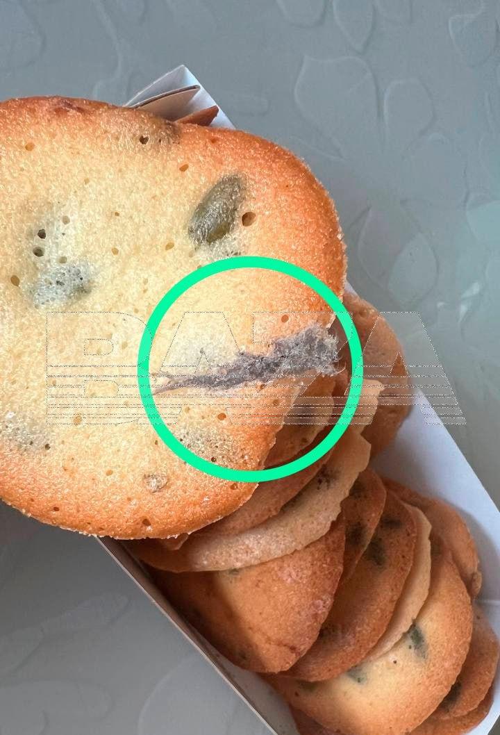 Москвичка заказала печенье во «ВкусВилле», а оно оказалось волосатым. 12...