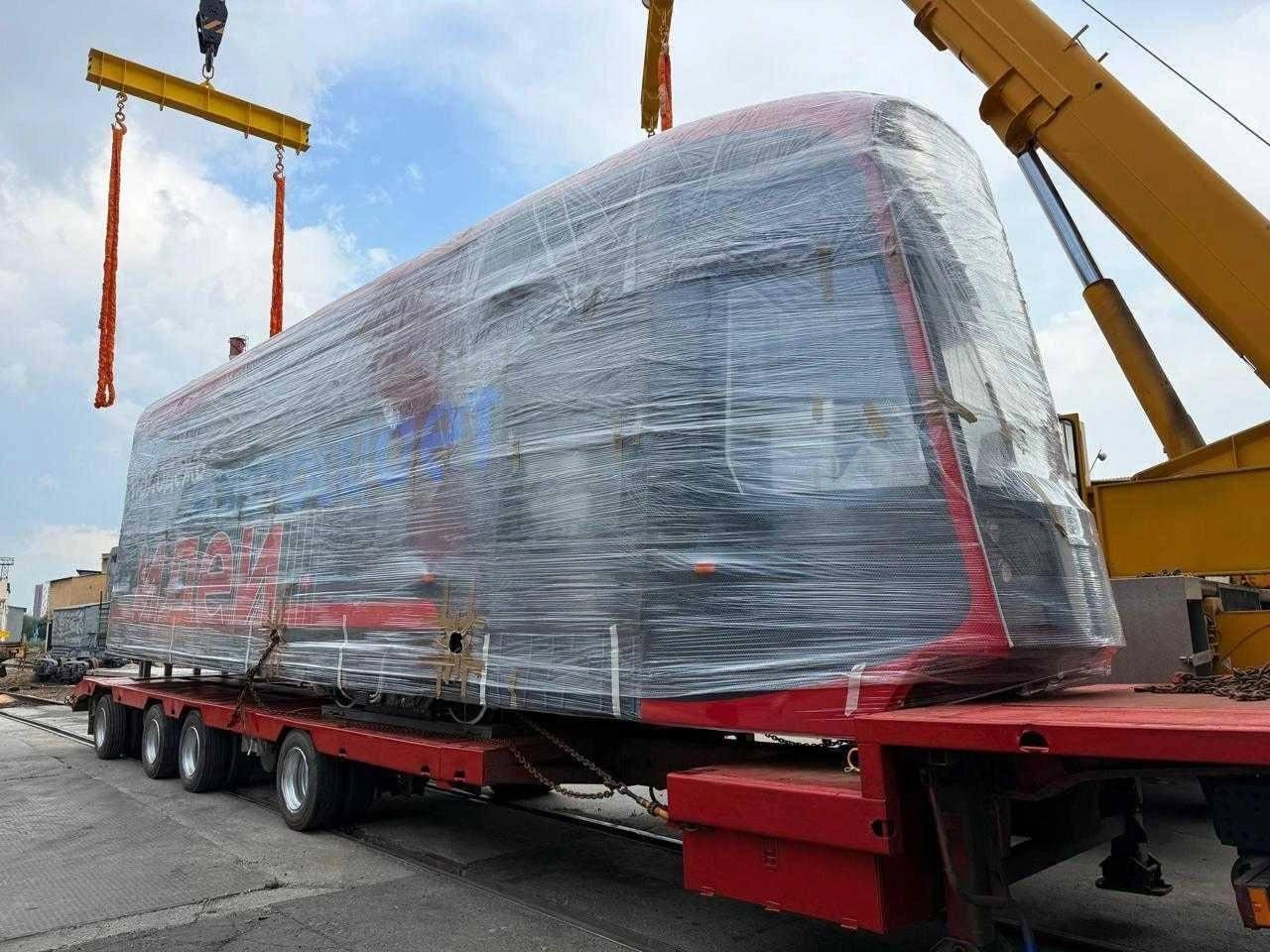 Екатеринбург получит новый современный трамвай Трехсекционный низкопольный...