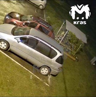 Подростки избили пьяного парня на улице в Красноярске.